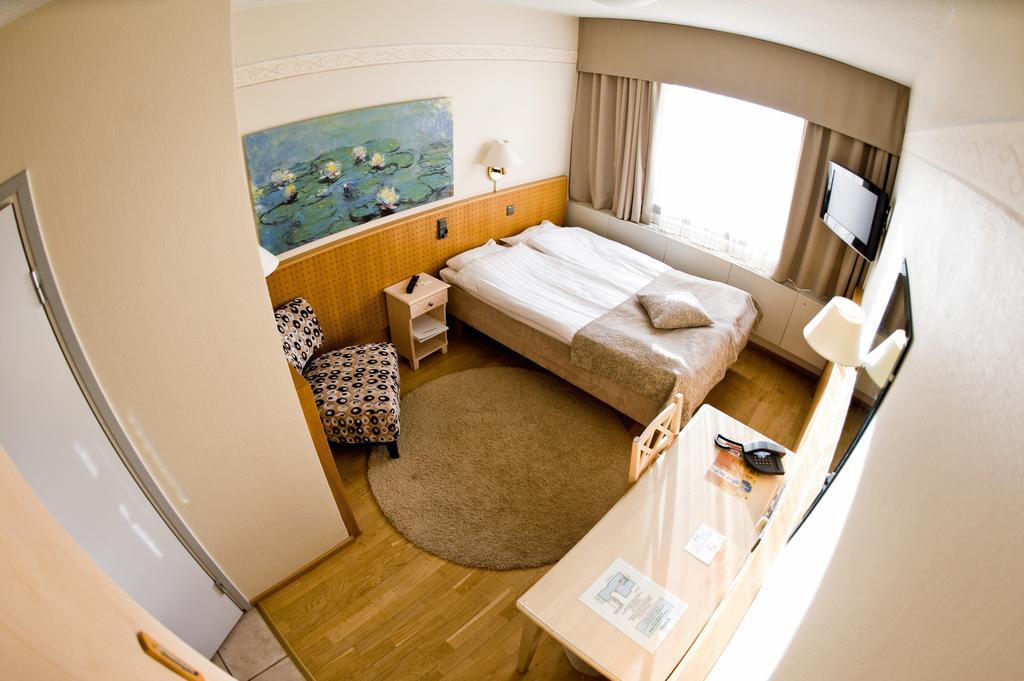 Finlandia Hotel Victoria Tampere Room photo