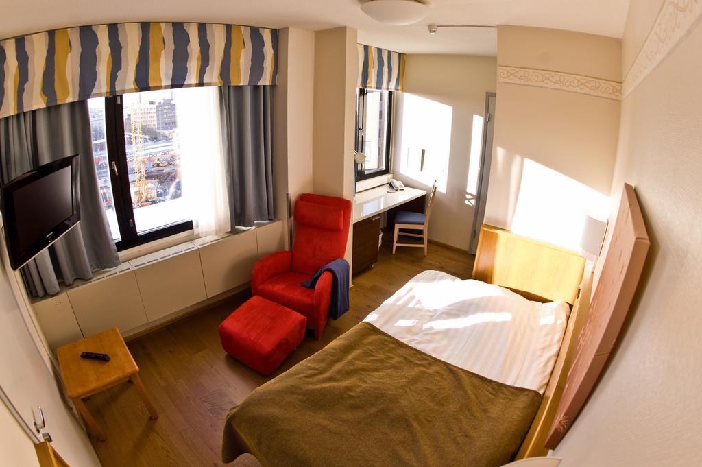 Finlandia Hotel Victoria Tampere Room photo